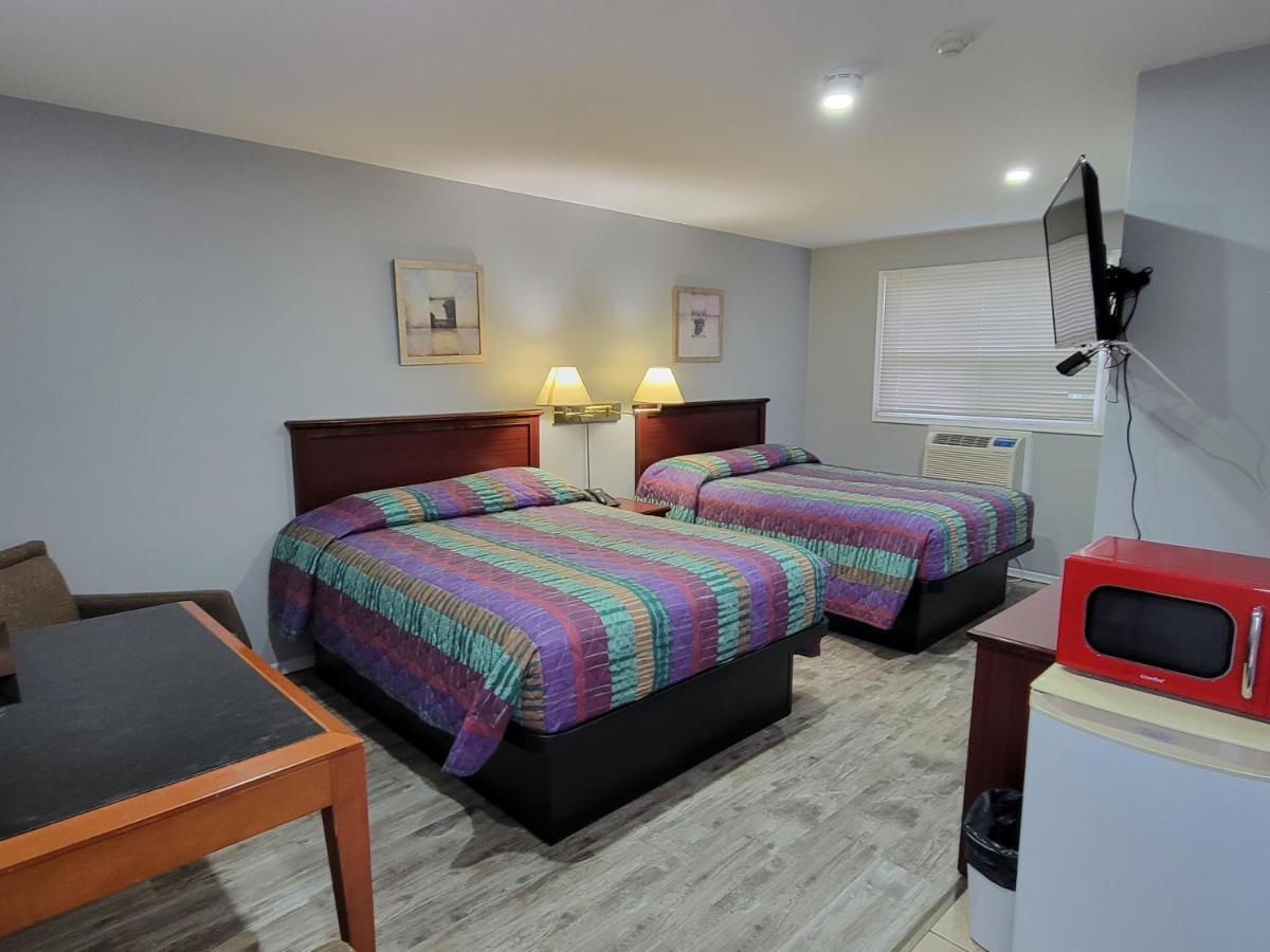 Knights Inn Кобург Экстерьер фото