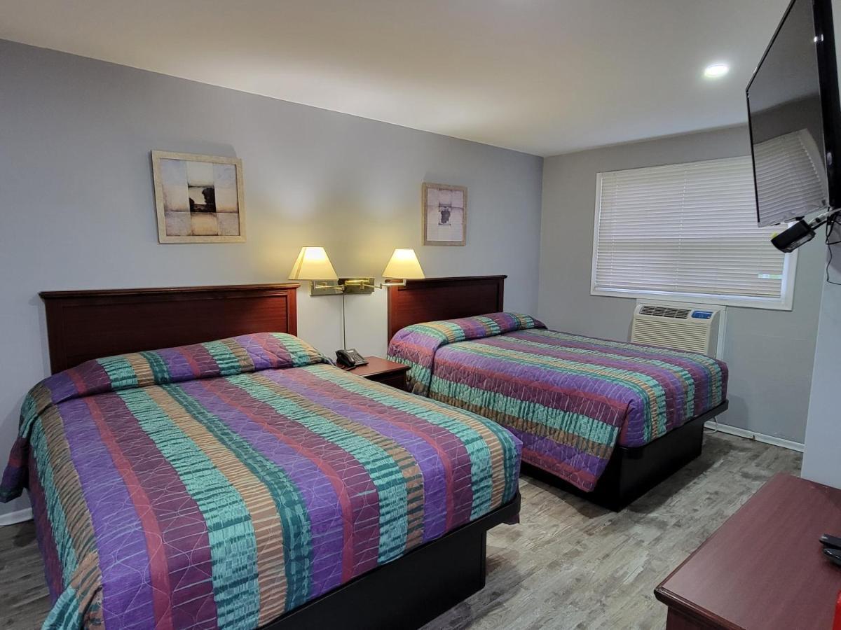 Knights Inn Кобург Экстерьер фото