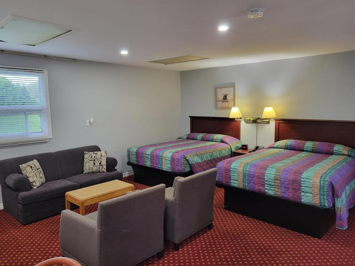 Knights Inn Кобург Экстерьер фото
