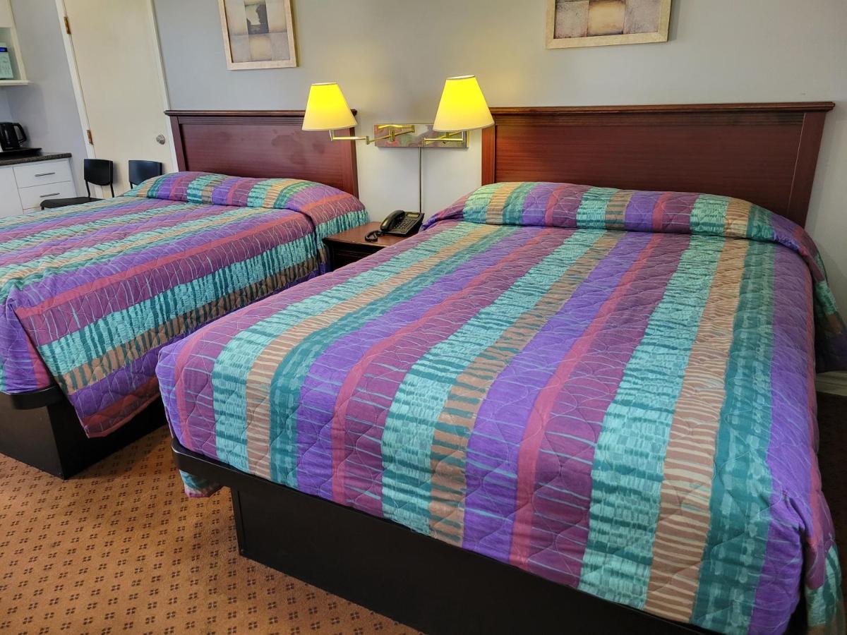 Knights Inn Кобург Экстерьер фото