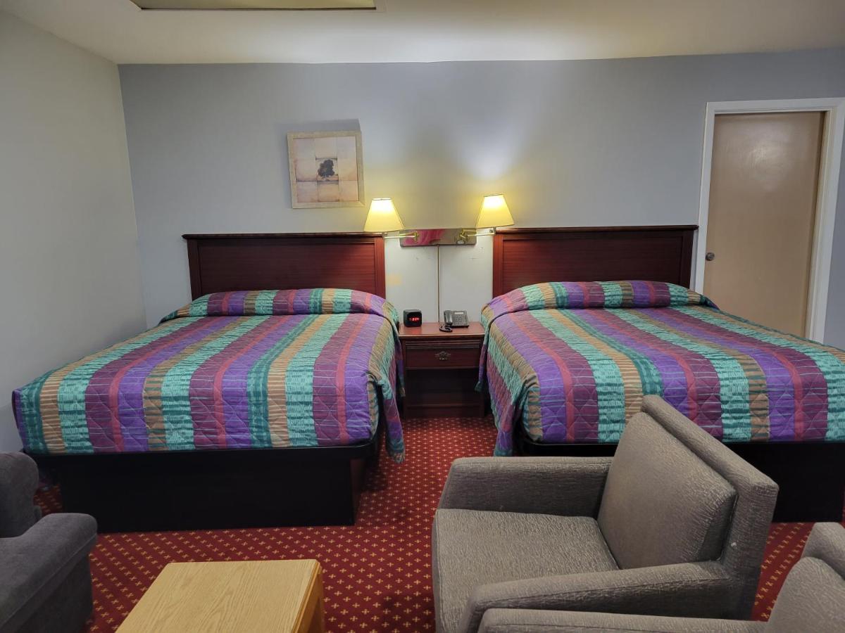 Knights Inn Кобург Экстерьер фото